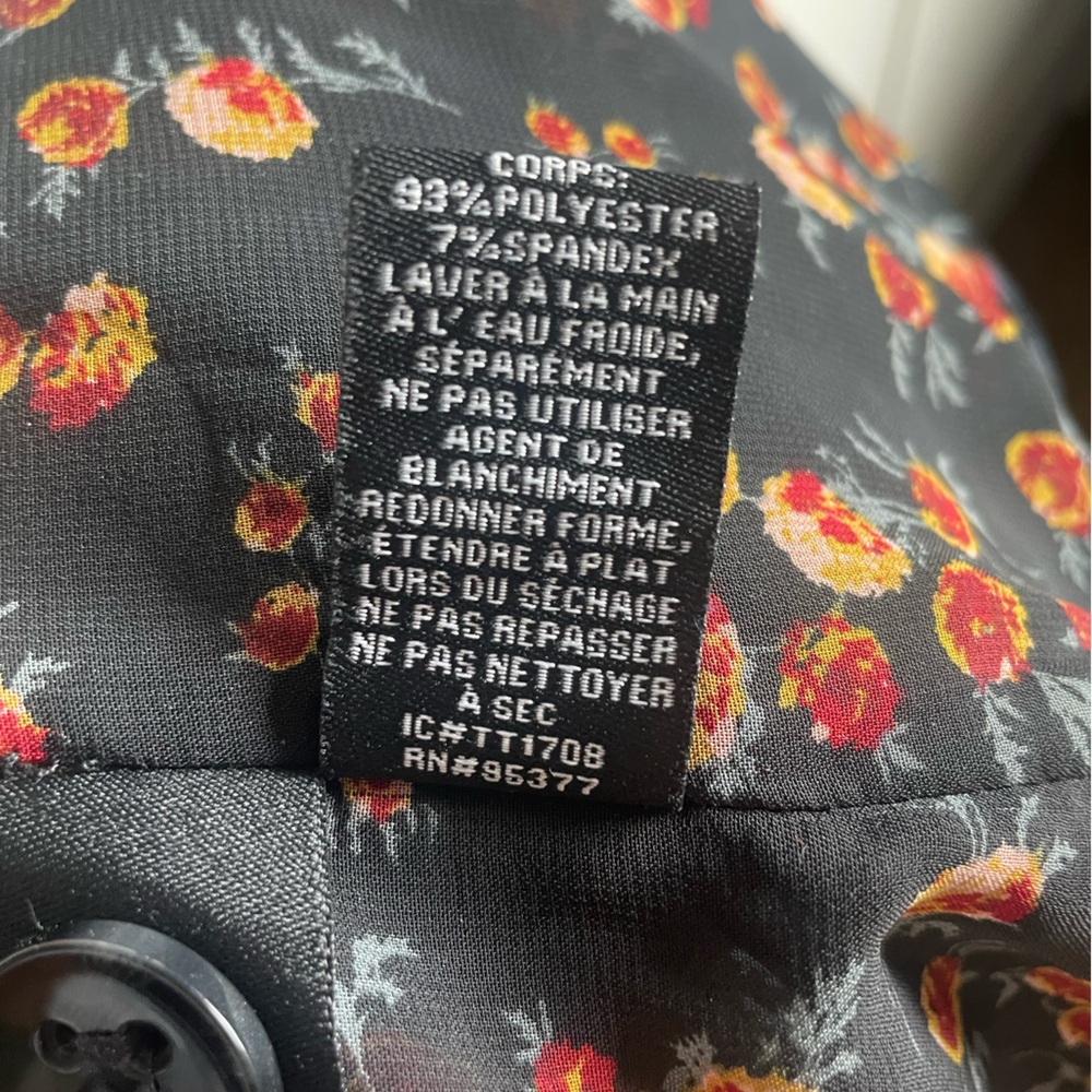 Sanctuary Black Crushed Velvet Blazer with Floral Liner - Picture 9 of 11